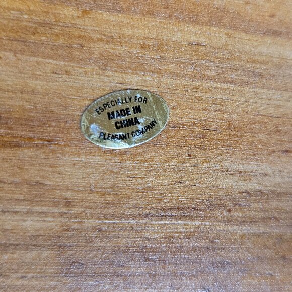 Josefina Table and Chairs IOB Retired - Picture 7 of 13